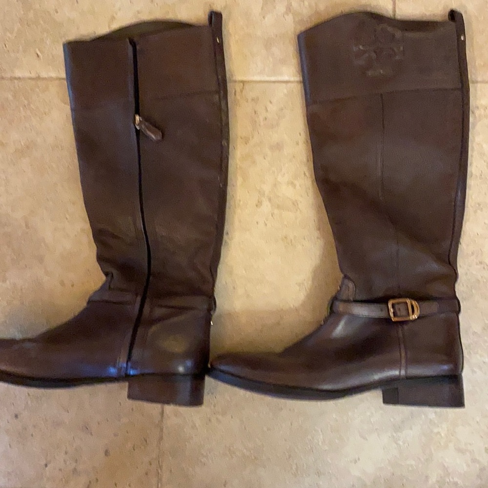 Used Tory Burch rider boots size 91/2